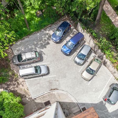 Terrace Apartments At City Park ブダペスト エクステリア 写真