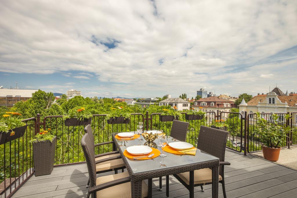 Terrace Apartments At City Park ブダペスト エクステリア 写真