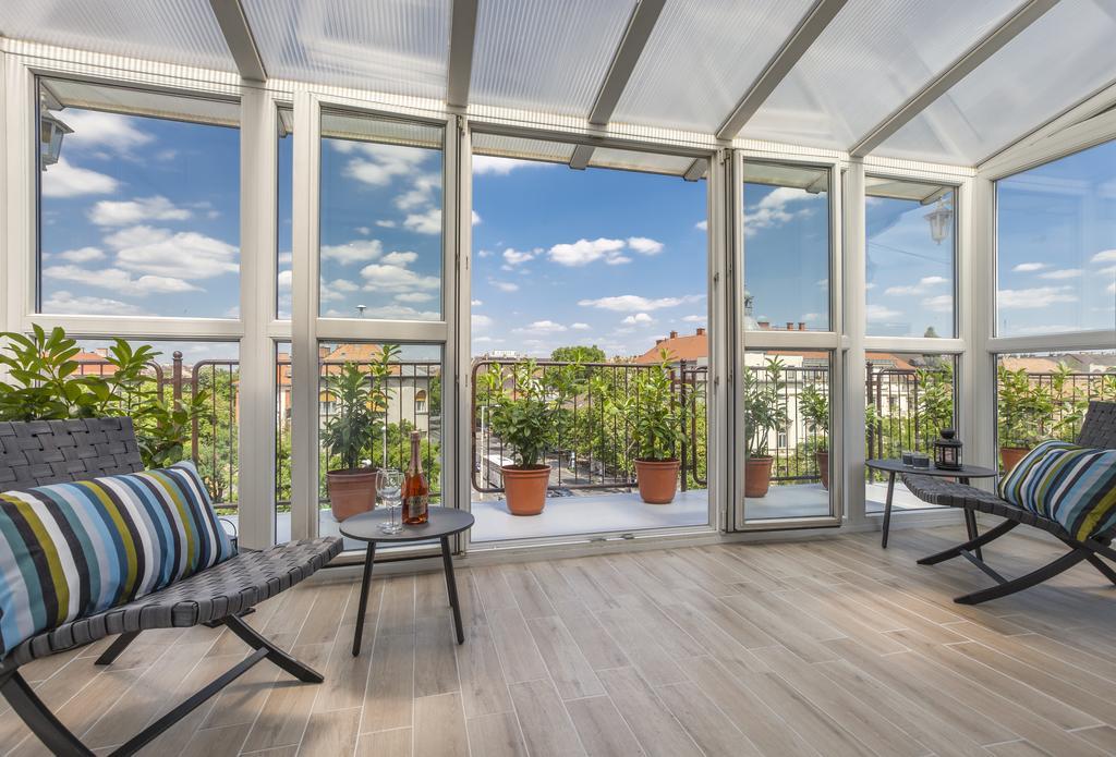Terrace Apartments At City Park ブダペスト エクステリア 写真