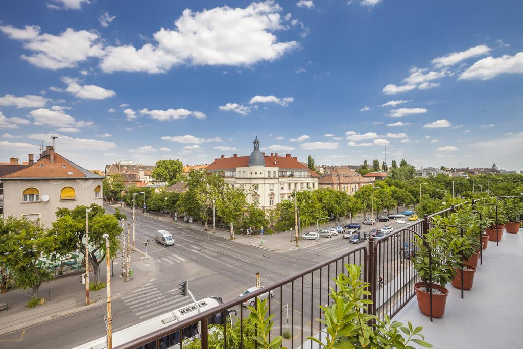Terrace Apartments At City Park ブダペスト エクステリア 写真